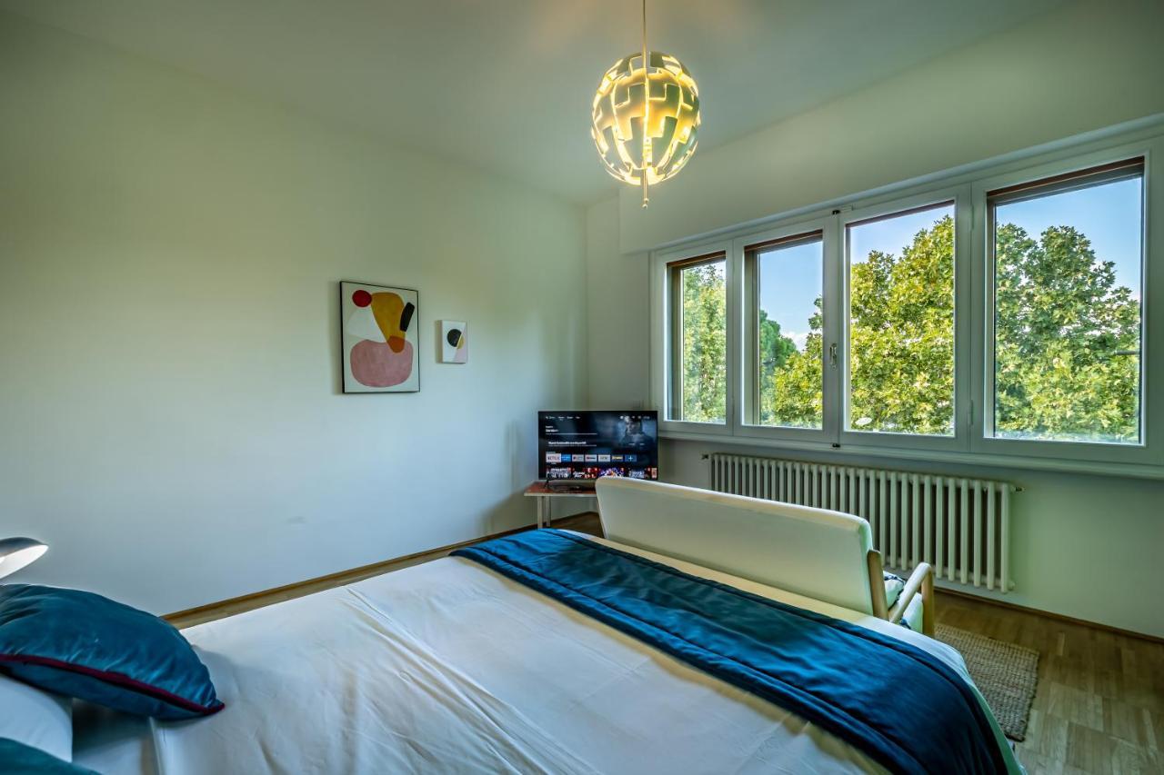 Apartment Yid Penthouse On River With Parking Florenz