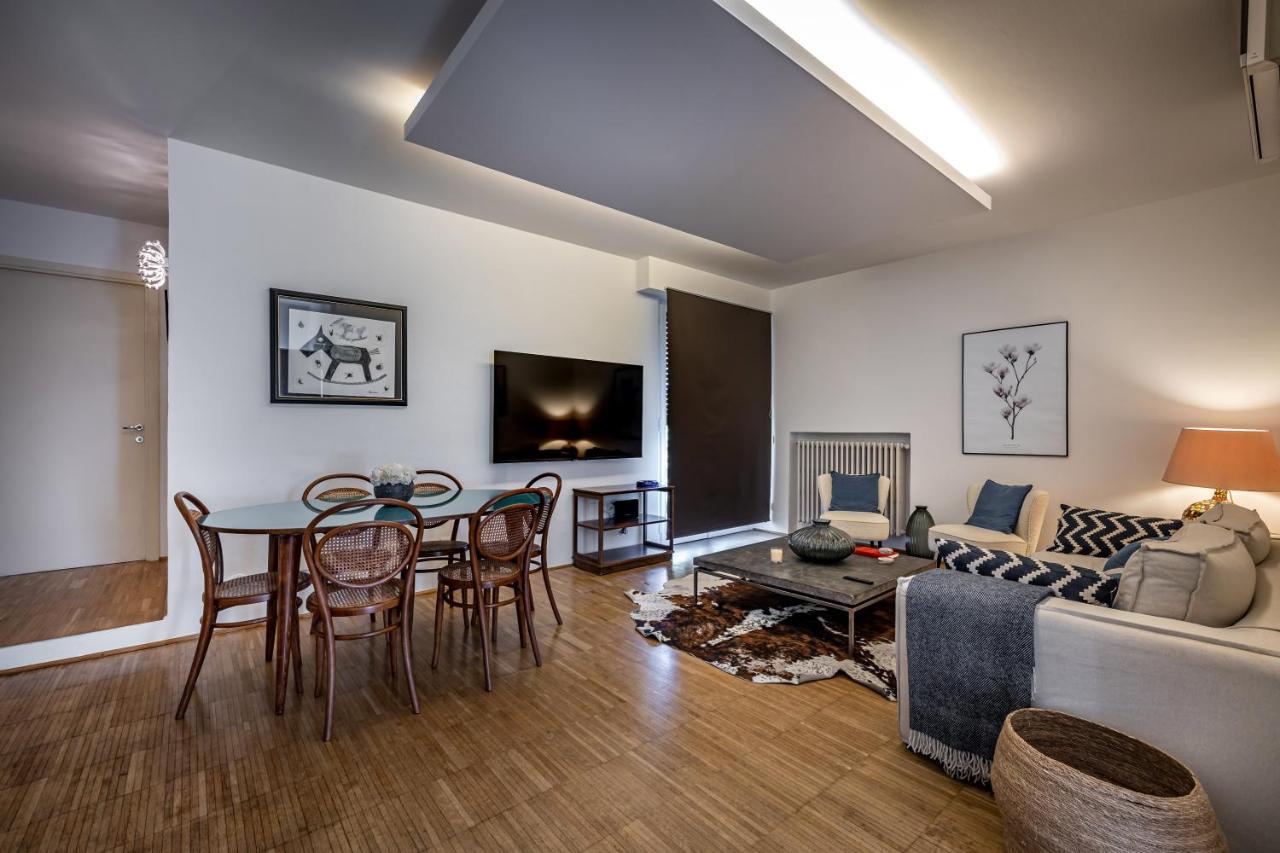 Yid Penthouse On River With Parking * Florenz