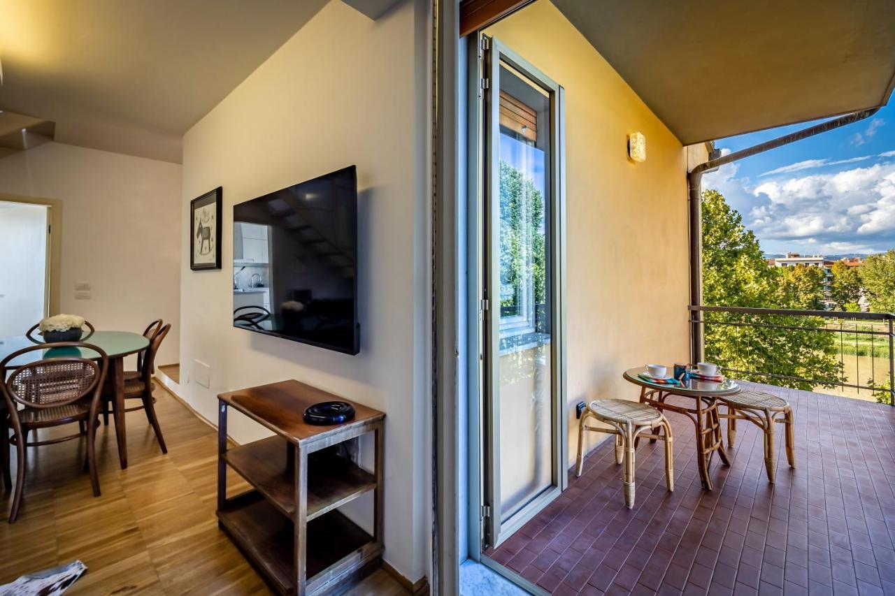 Yid Penthouse On River With Parking * Florenz