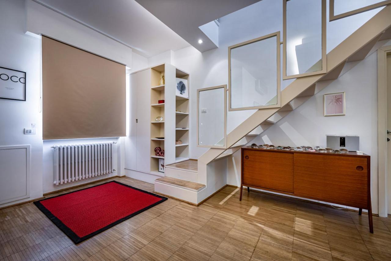 Yid Penthouse On River With Parking Apartamento